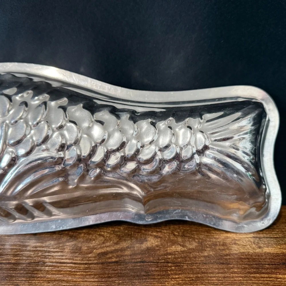 Fish Jello Mold Wall Decoration/Art